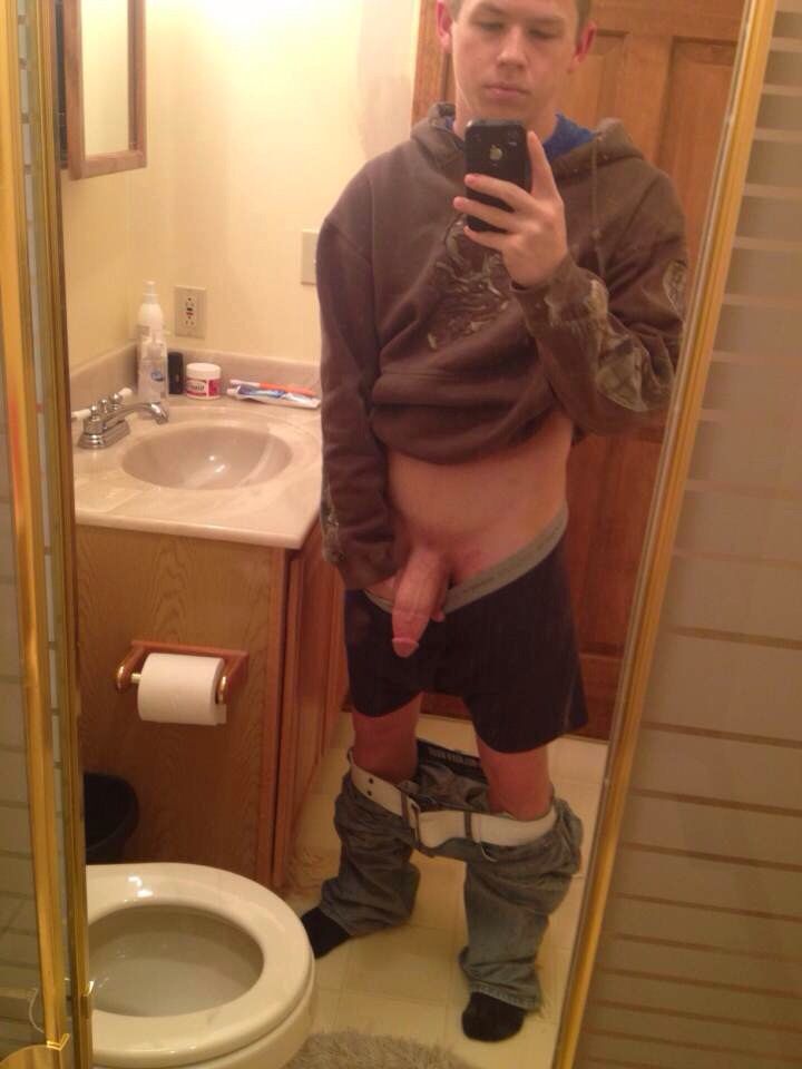 teenager boy nude photo teenager boy nude photo with big penis selfpic.